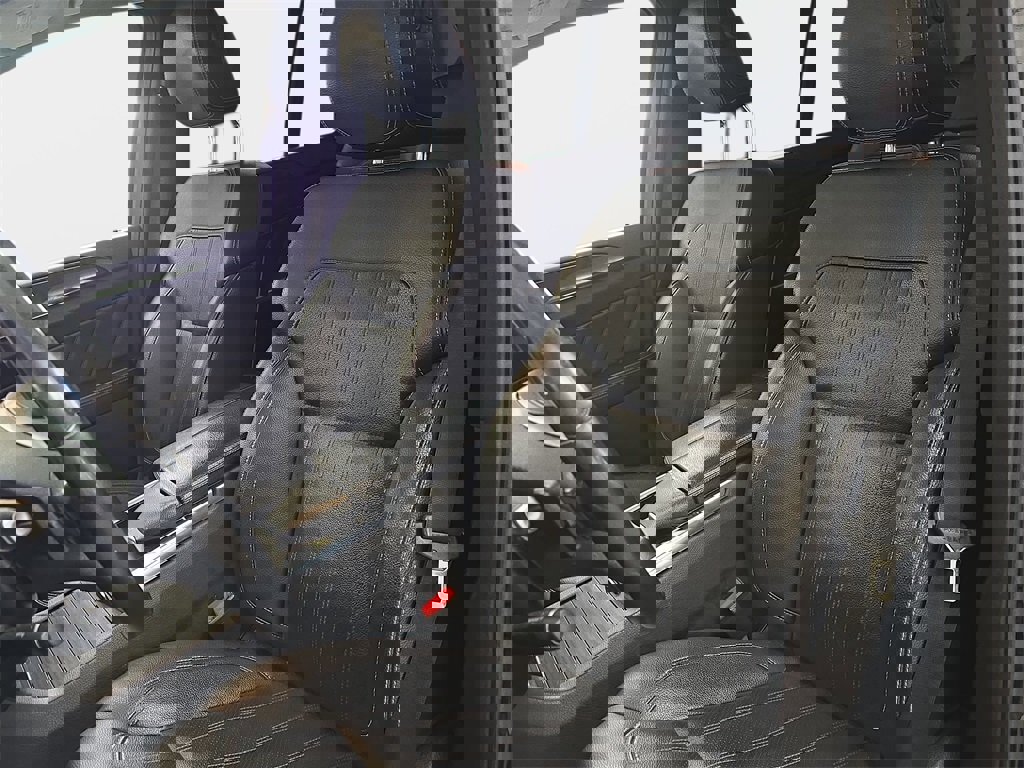 Used 2016 Mercedes-Benz GL 450 4MATIC image 18