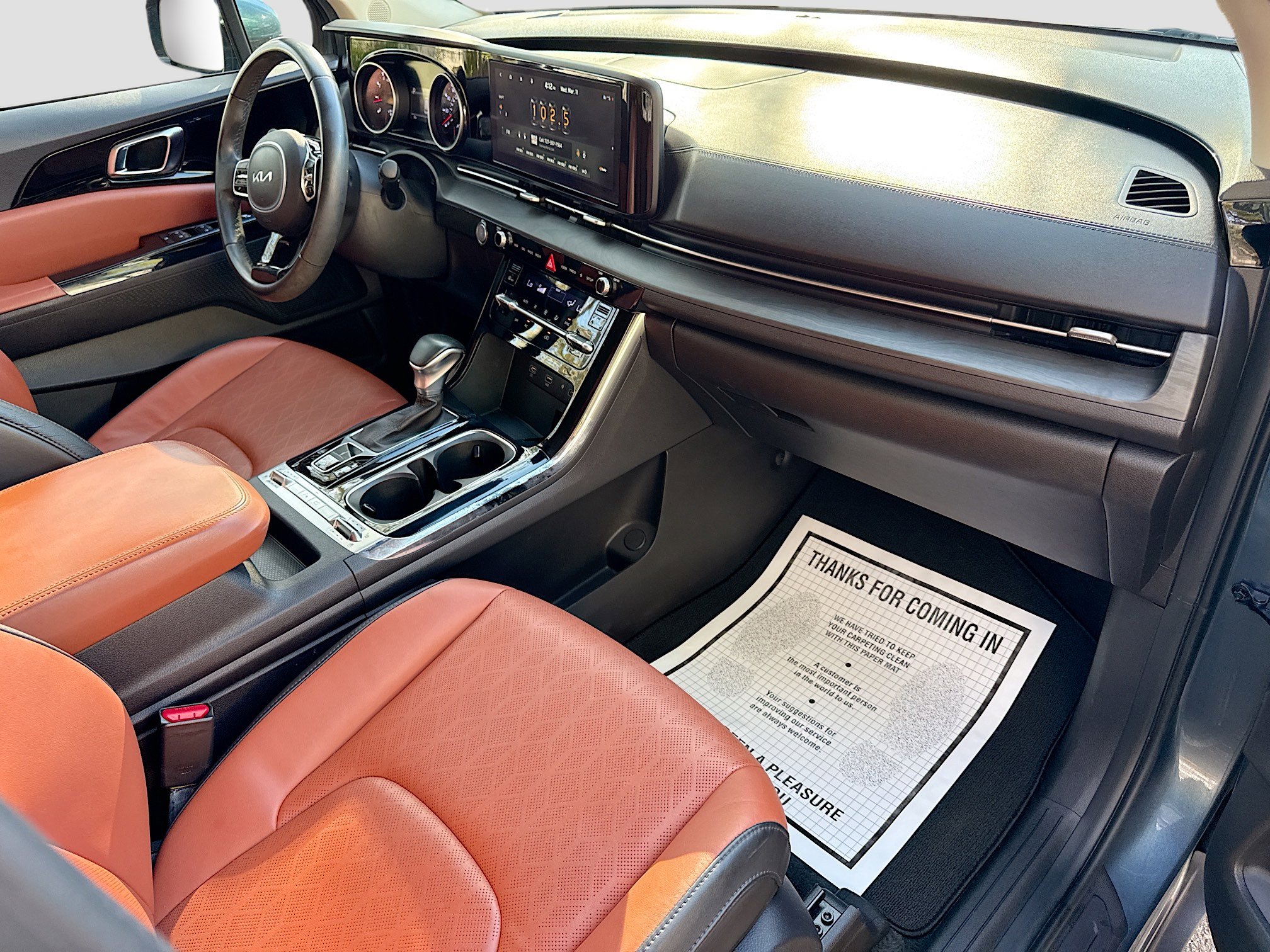 Used 2022 Kia Carnival SX FWD image 15