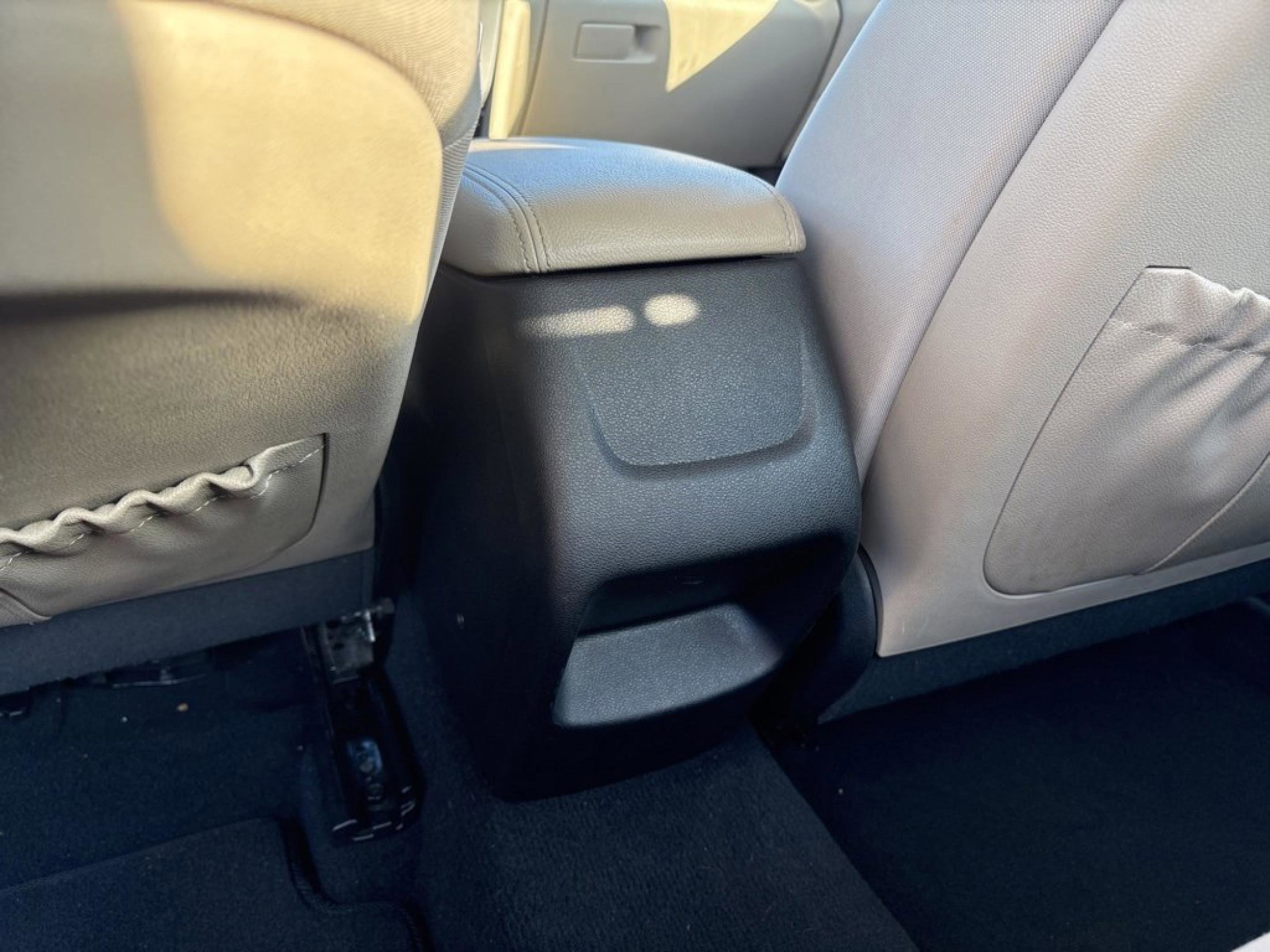 Used 2016 Kia Optima LX image 15