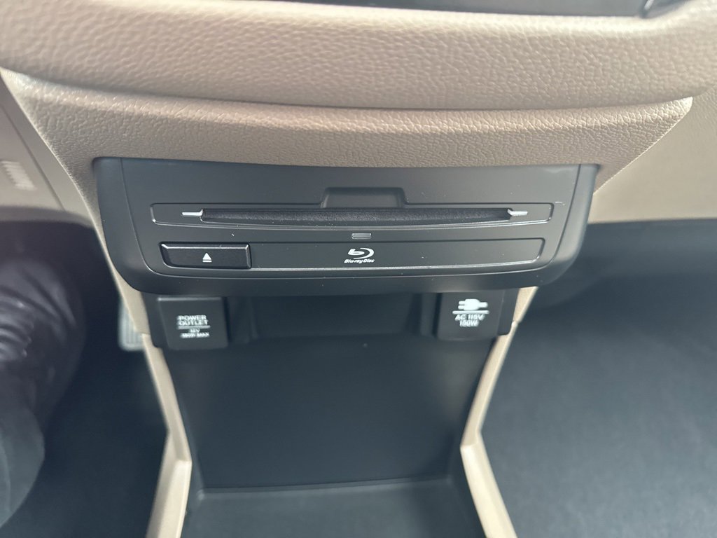 Used 2020 Honda Odyssey Elite image 34