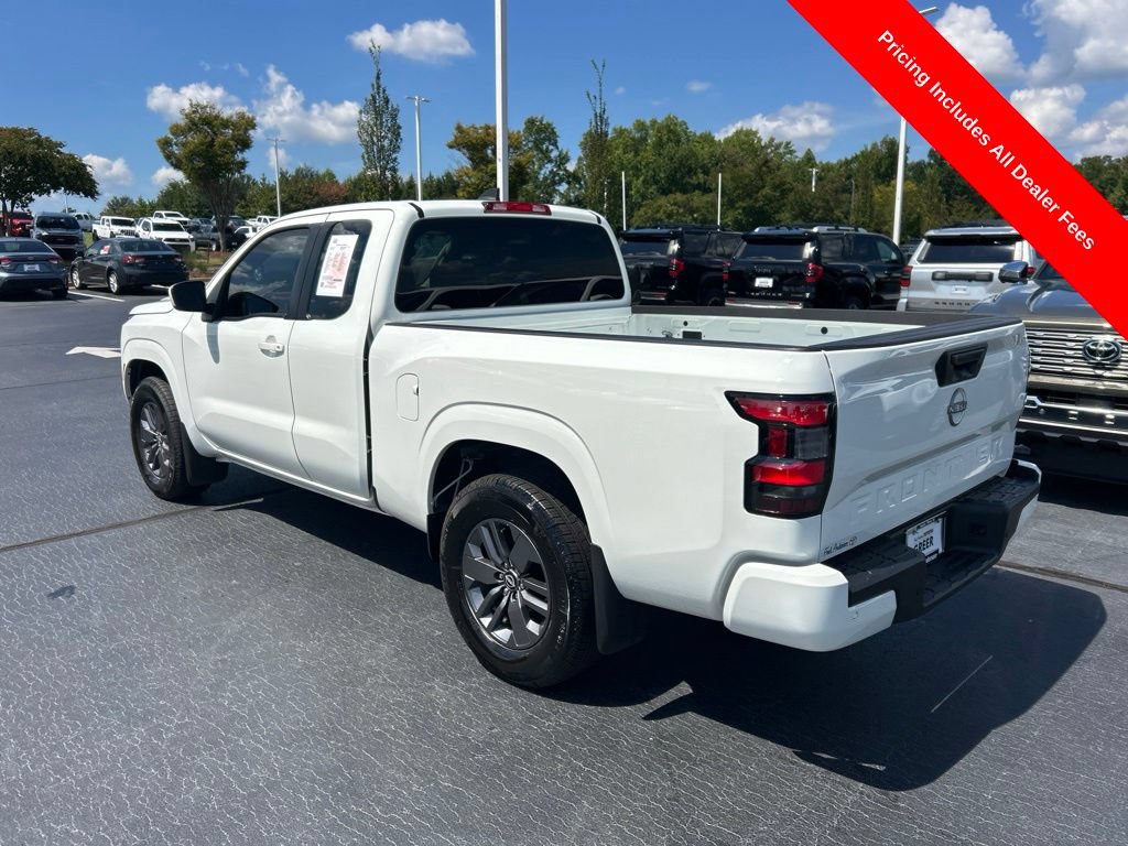 Used 2025 Nissan Frontier SV RWD image 16