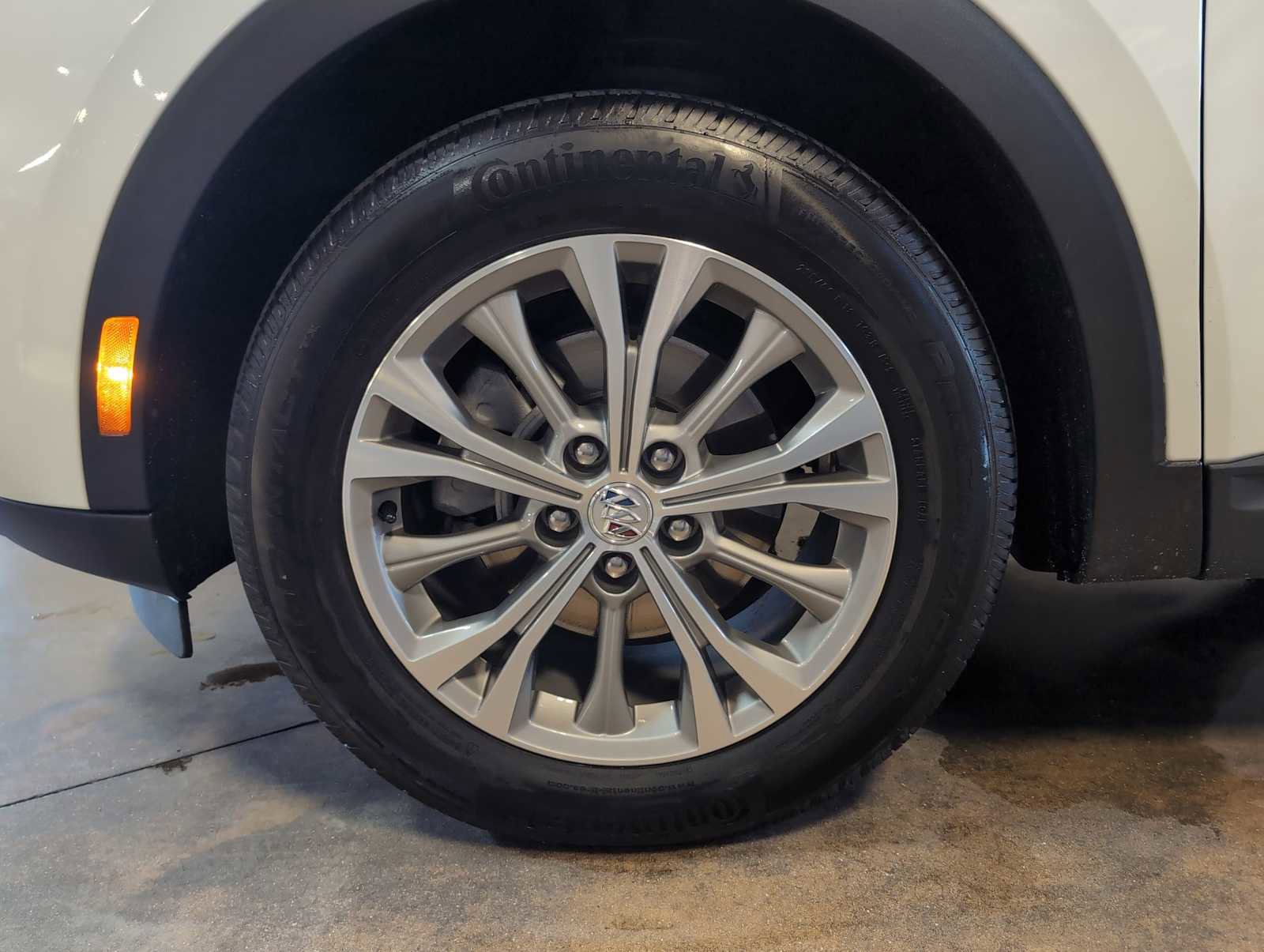 Used 2022 Buick Envision Preferred image 31