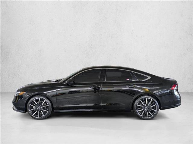 Used 2025 Honda Accord Touring image 9