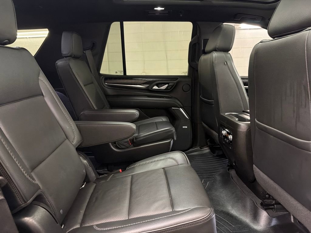 Used 2022 GMC Yukon Denali w/ Denali Premium Package image 29