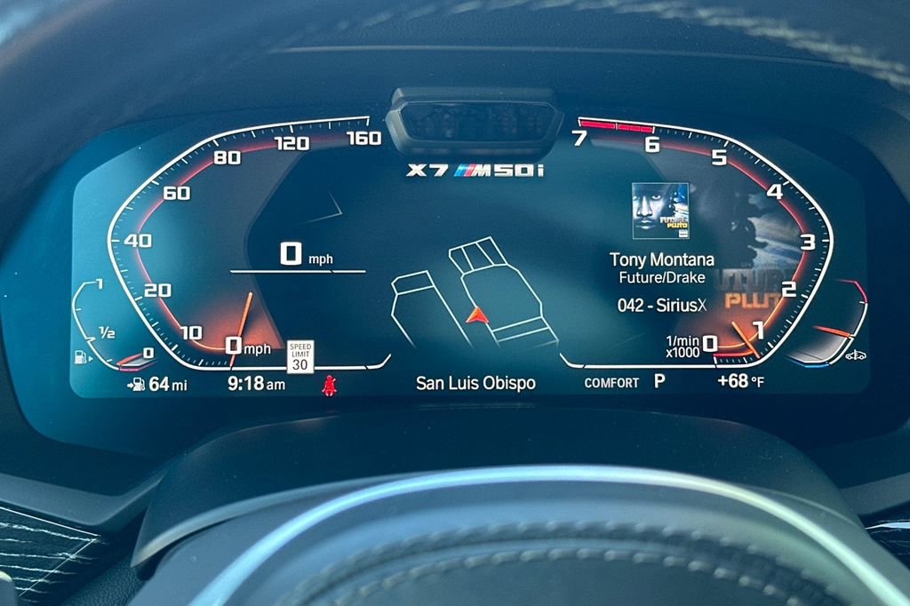 Used 2022 BMW X7 M50i image 32