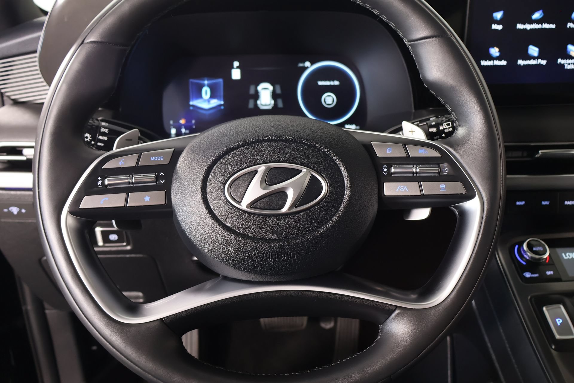Certified 2025 Hyundai Palisade Calligraphy AWD/4WD image 3