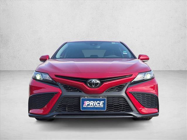 Used 2023 Toyota Camry SE FWD video 2