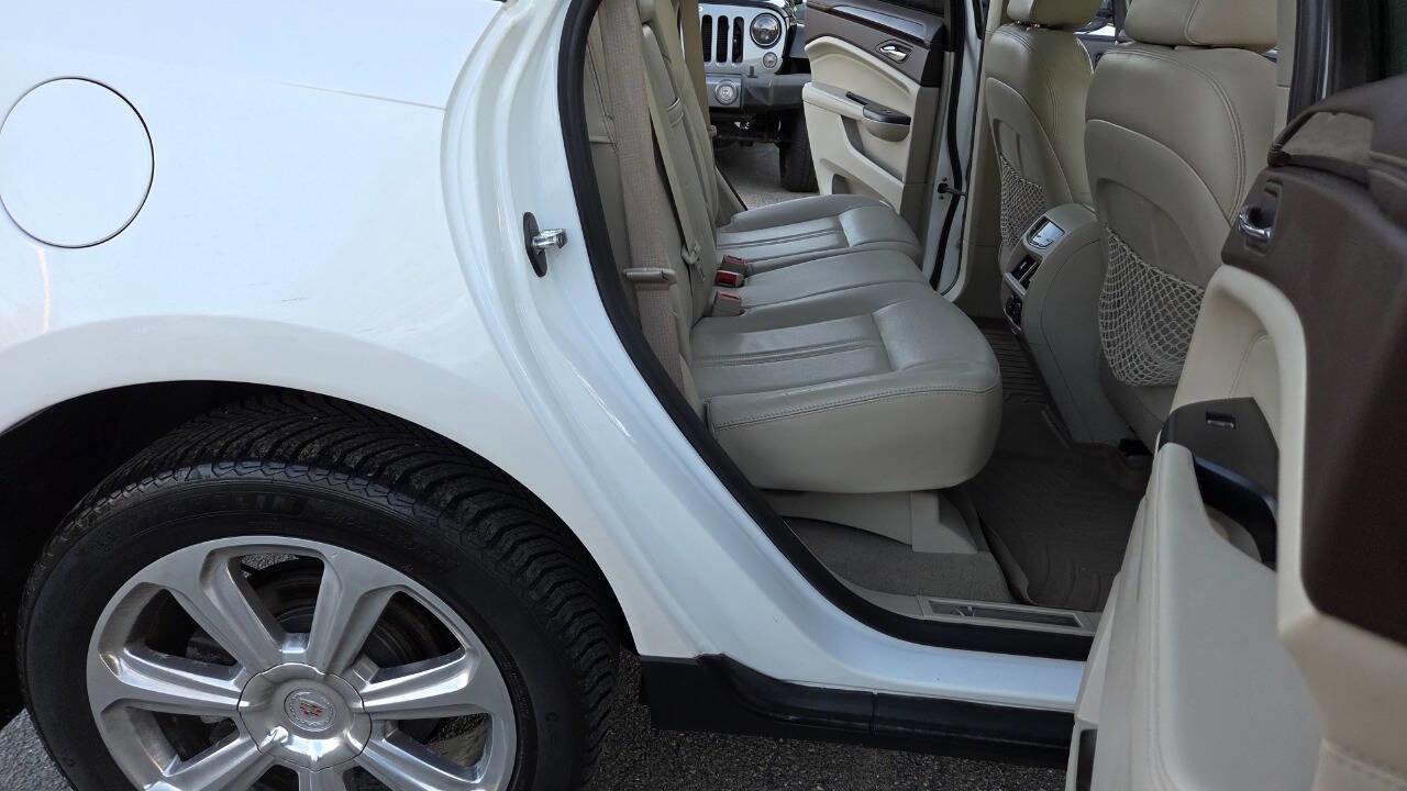 Used 2015 Cadillac SRX Premium AWD/4WD image 35