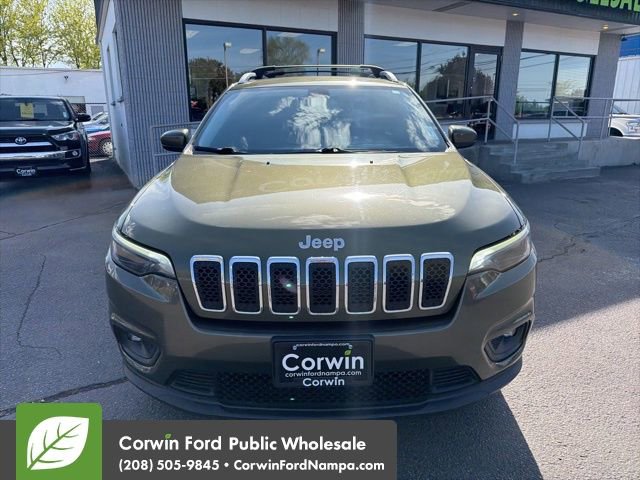 Used 2019 Jeep Cherokee Latitude w/ Popular Appearance Group AWD/4WD image 2