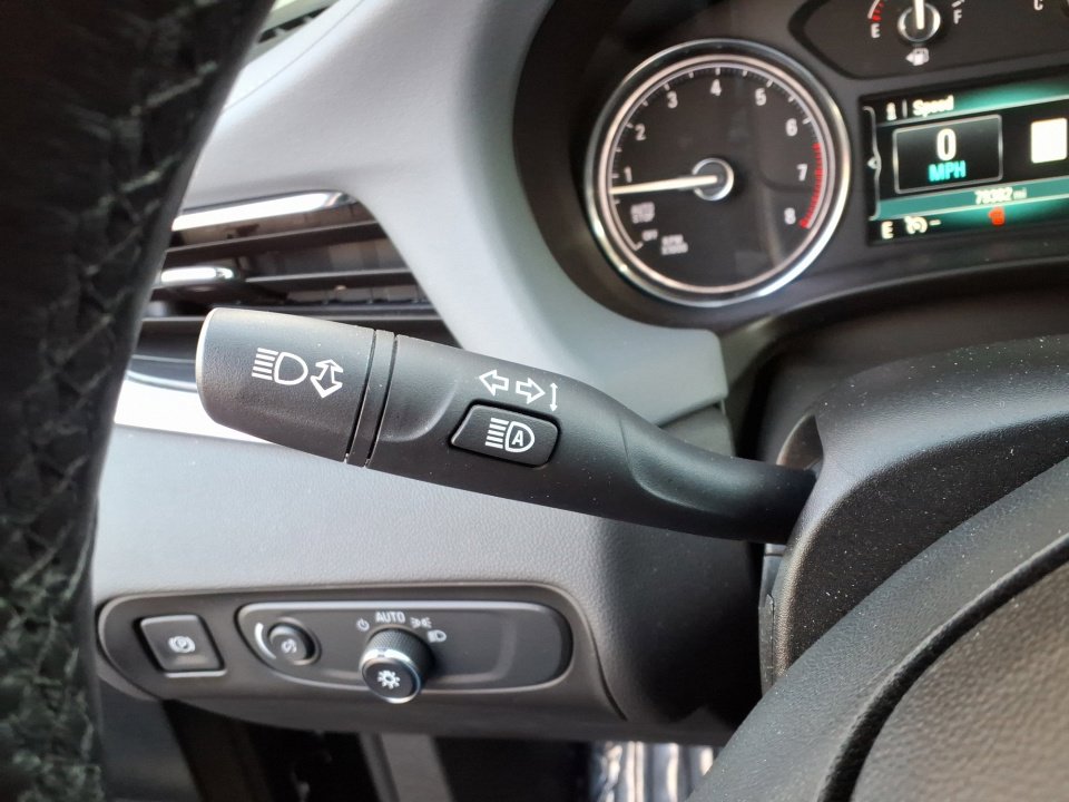 Used 2018 Buick Enclave Premium w/ Experience Buick Package image 26