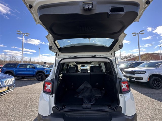 Used 2023 Jeep Renegade Limited w/ Sun/Sound Group image 40