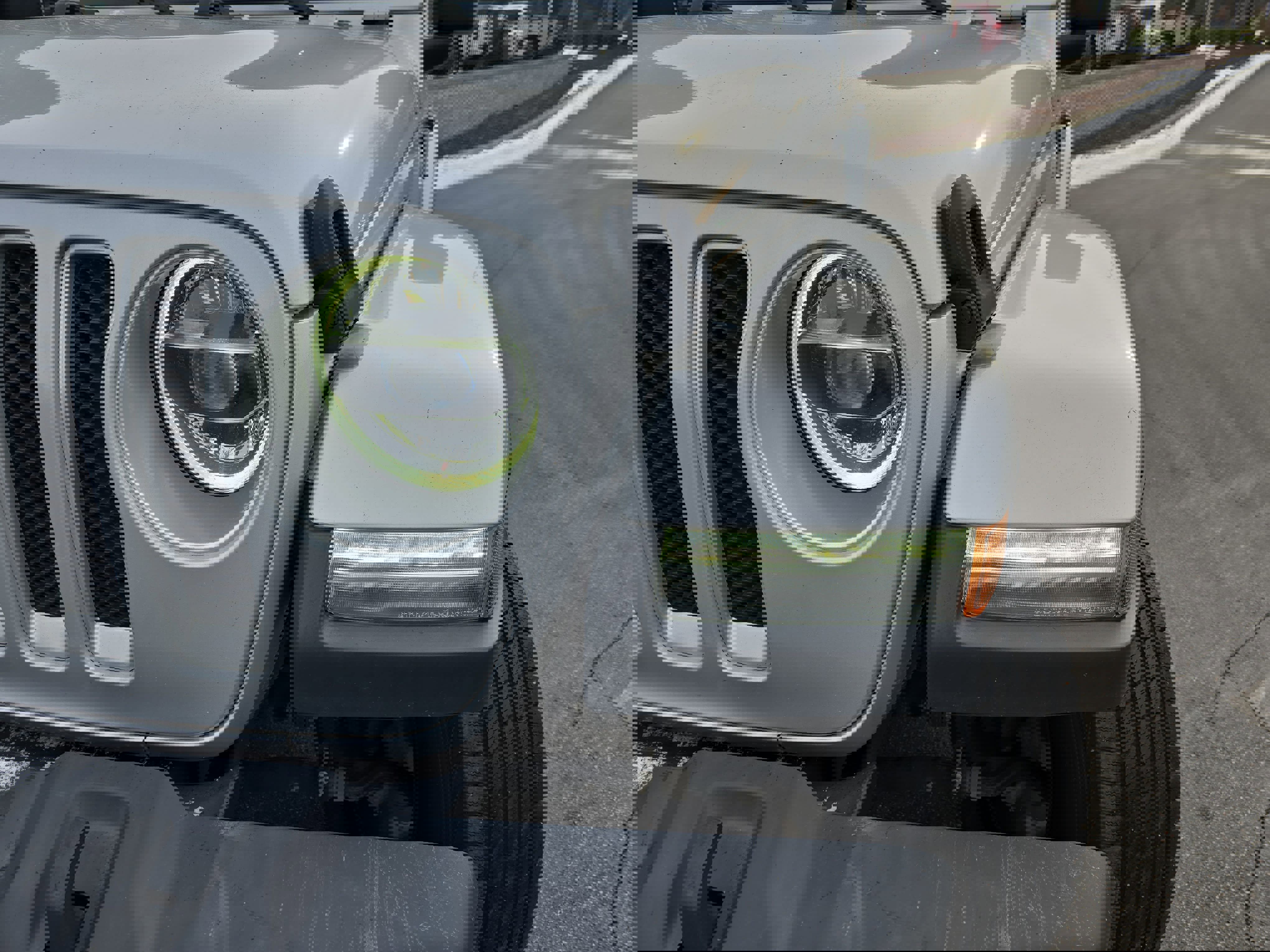 Used 2022 Jeep Wrangler Unlimited Sahara w/ LED Lighting Group image 30