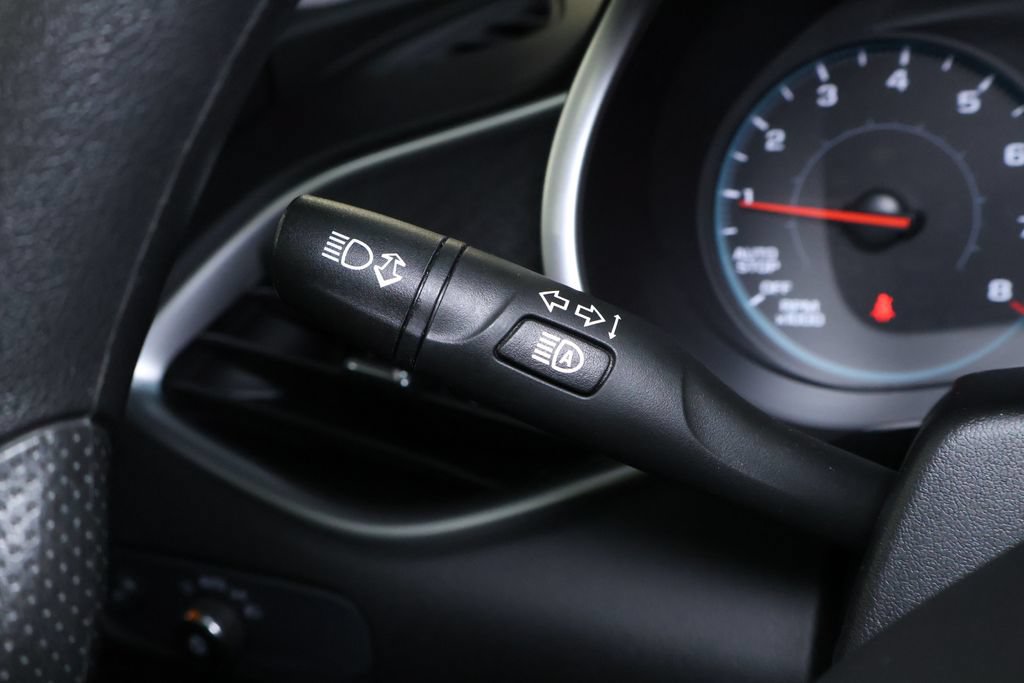 Used 2025 Chevrolet Malibu LT FWD image 21