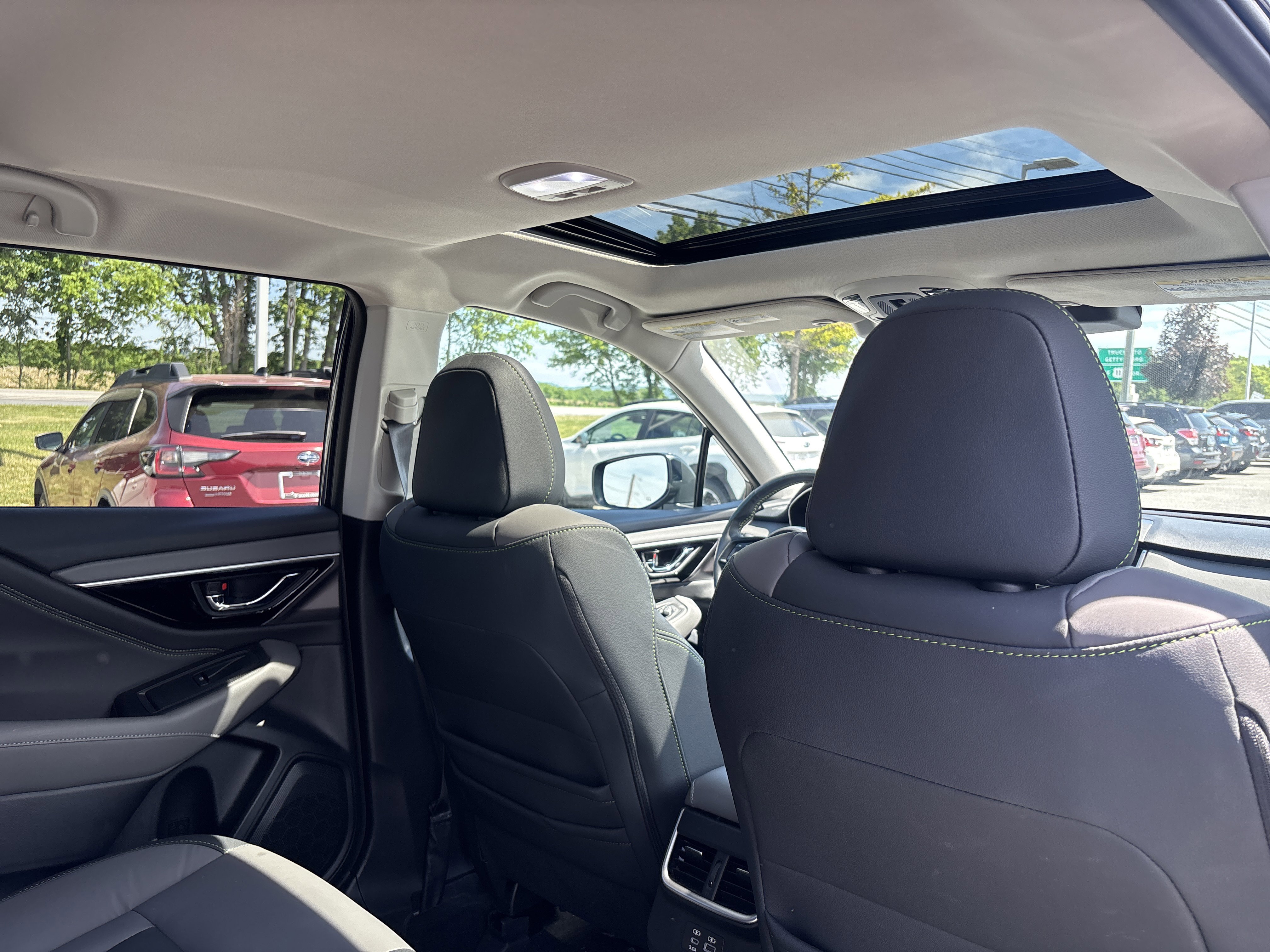 Certified 2024 Subaru Outback Onyx Edition AWD/4WD image 11