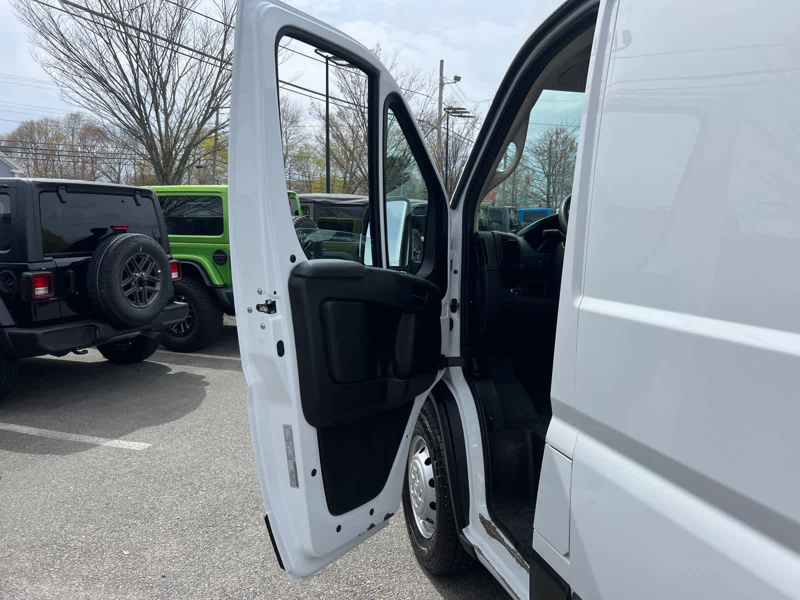 Used 2023 RAM ProMaster 2500 FWD image 15