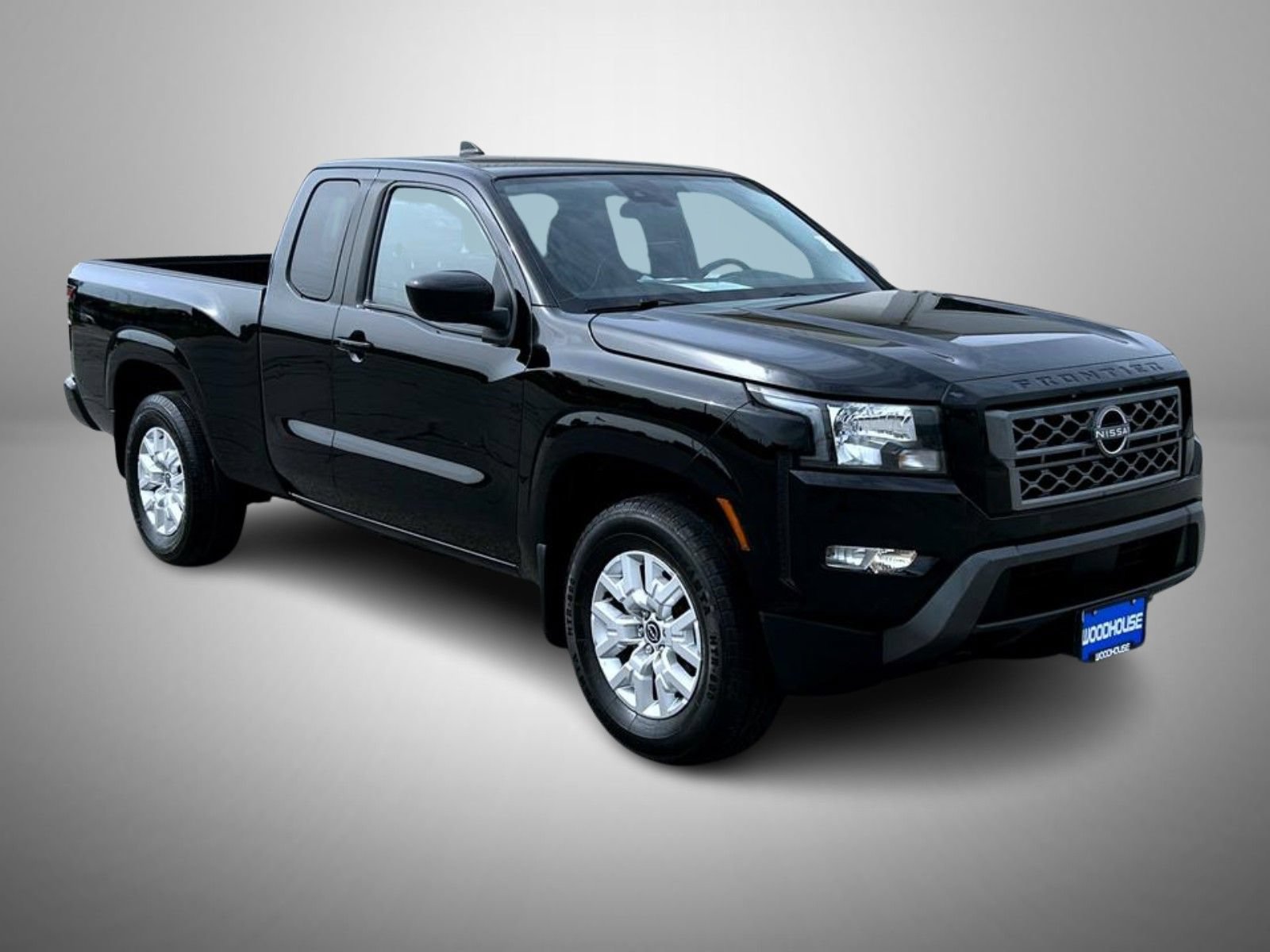 Used 2022 Nissan Frontier SV AWD/4WD image 3
