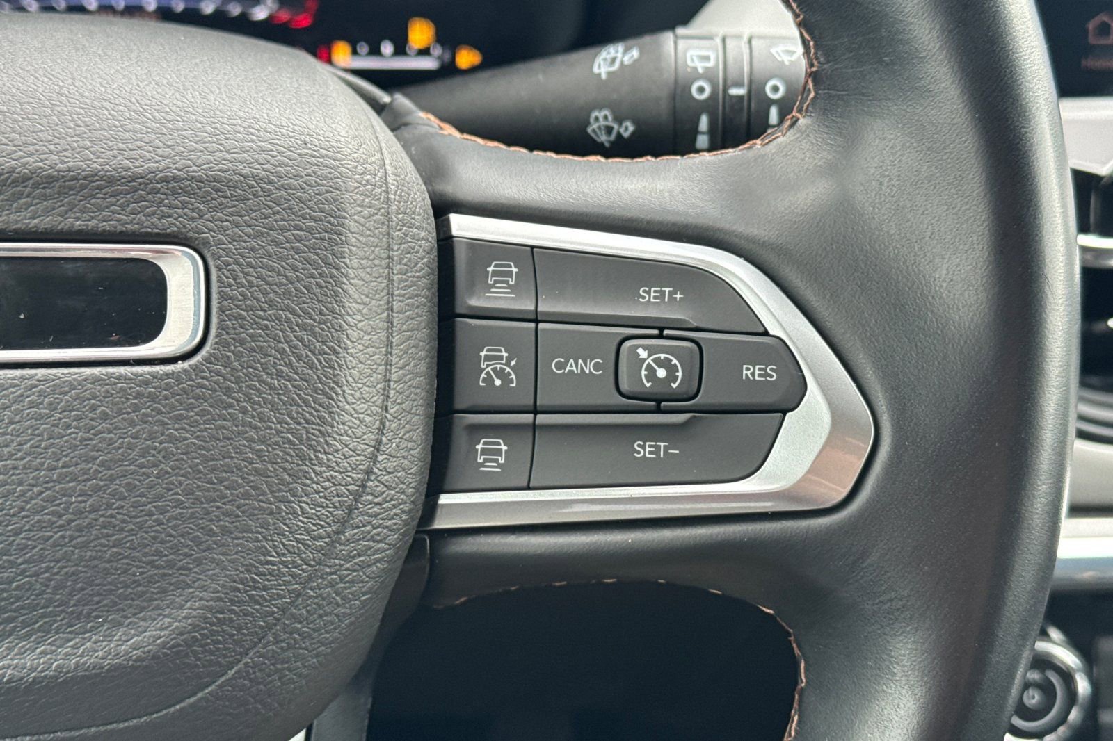 Used 2022 Jeep Compass Limited w/ Elite Group image 30