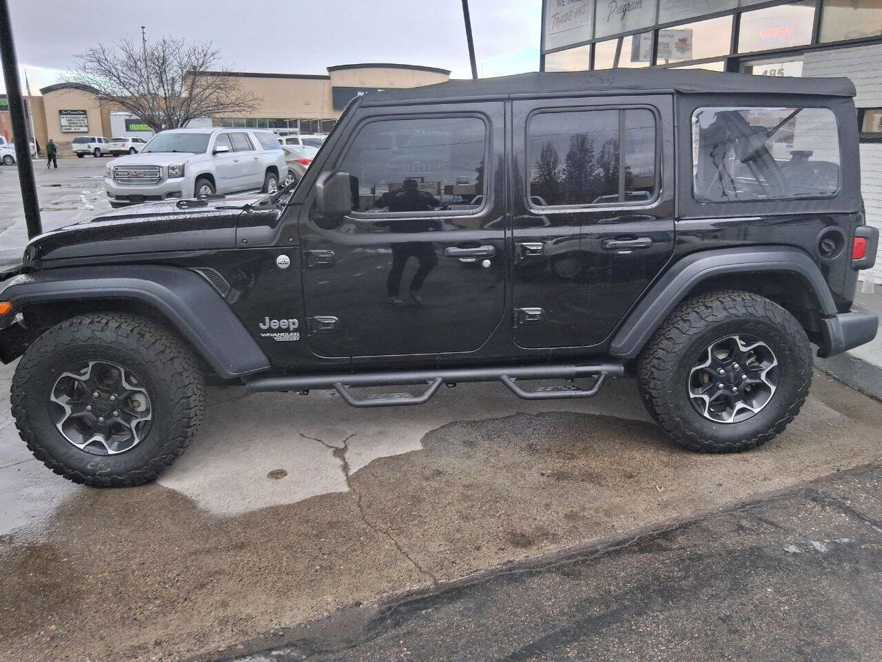 Used 2018 Jeep Wrangler Unlimited Sport image 21