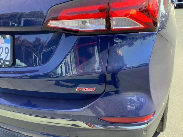 Used 2022 Chevrolet Equinox RS w/ RS Leather Package image 40