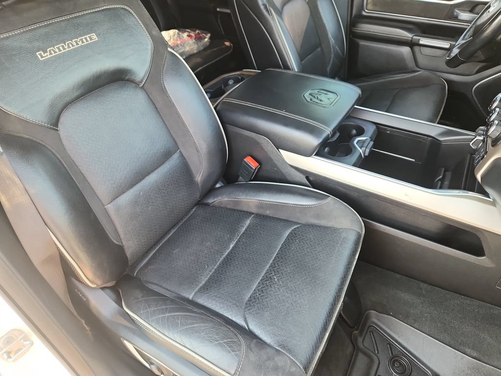 Used 2022 RAM 1500 Laramie AWD/4WD image 13
