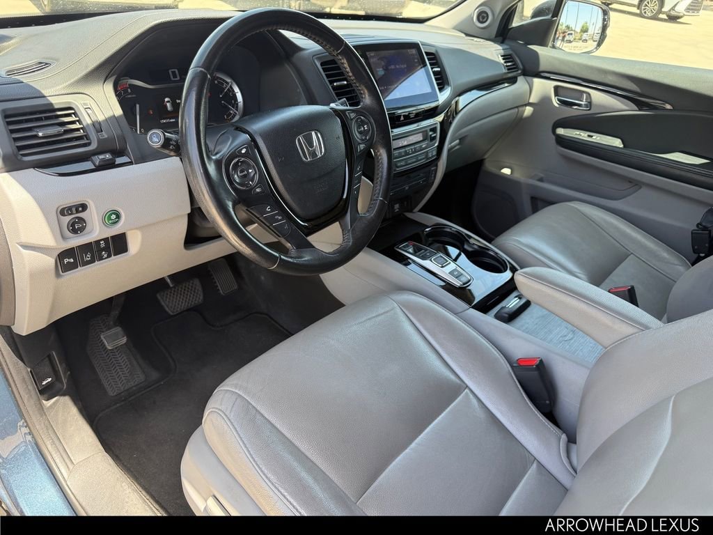 Used 2016 Honda Pilot Touring image 13