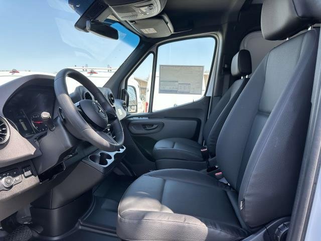 New 2025 Mercedes-Benz Sprinter 2500 image 4
