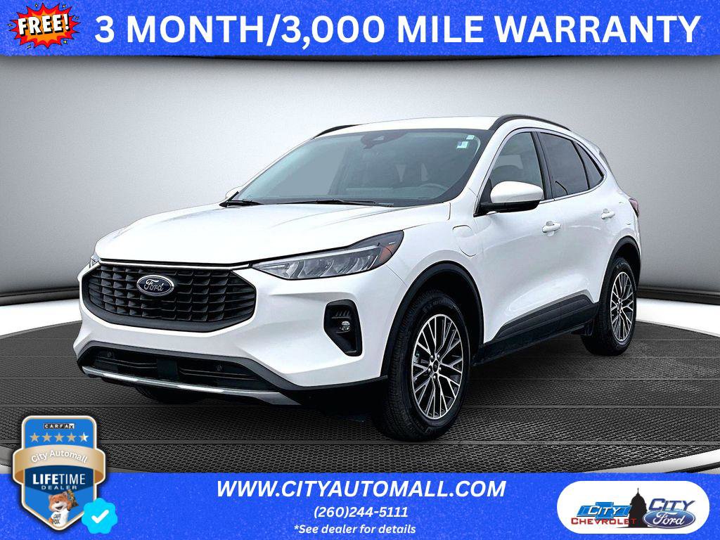 Used 2025 Ford Escape SE FWD image 1