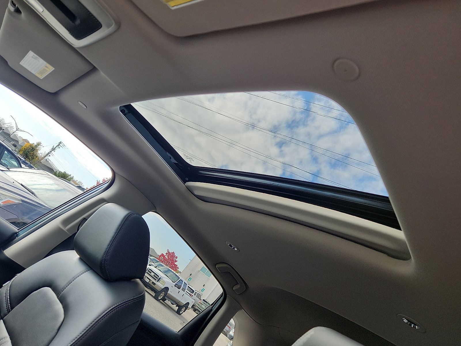 New 2026 Honda HR-V EX-L image 10