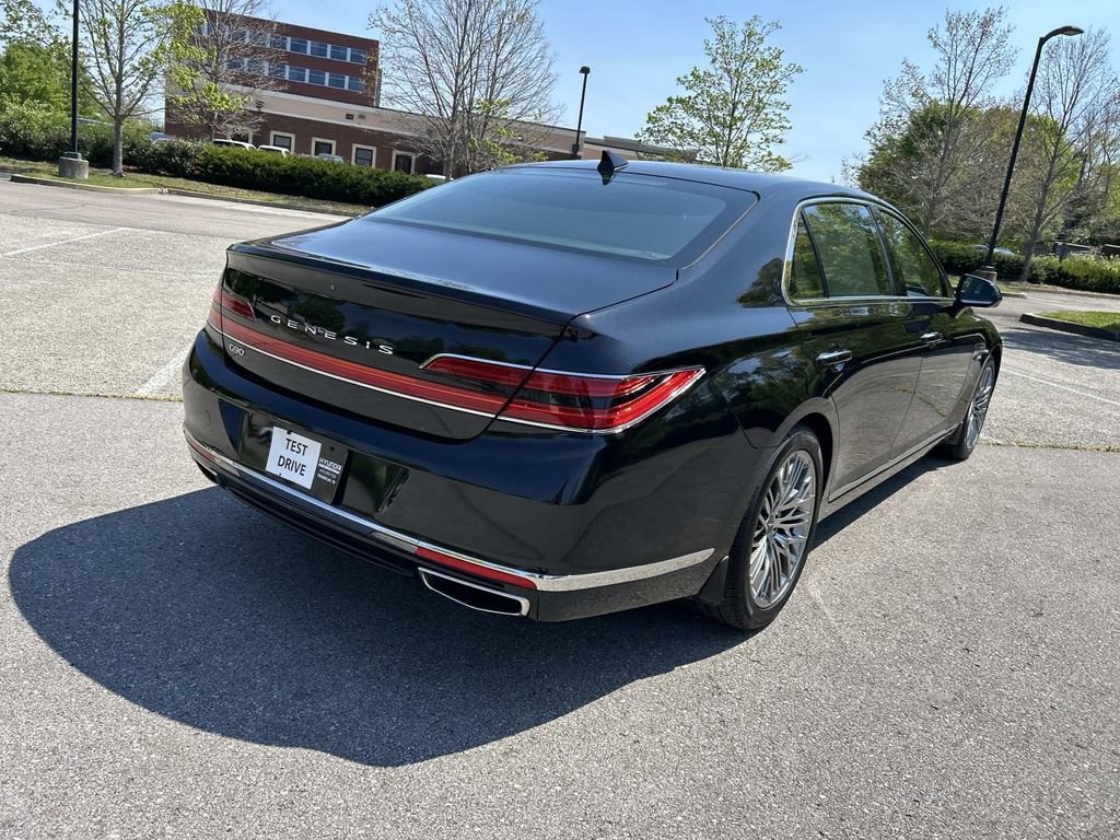 Used 2021 Genesis G90 3.3T Premium image 7