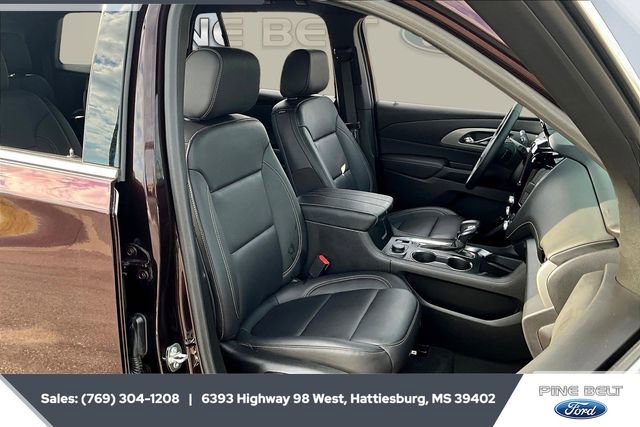 Used 2023 Chevrolet Traverse LT w/ LT Premium Package image 6