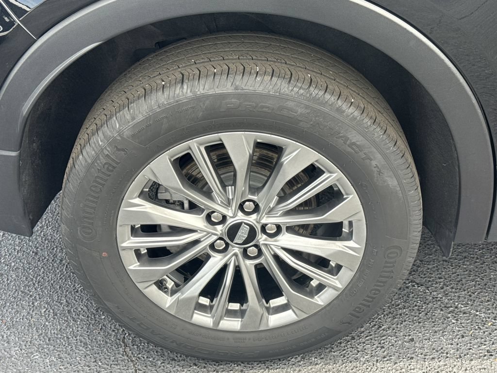Used 2025 Cadillac XT4 Premium Luxury AWD/4WD image 17
