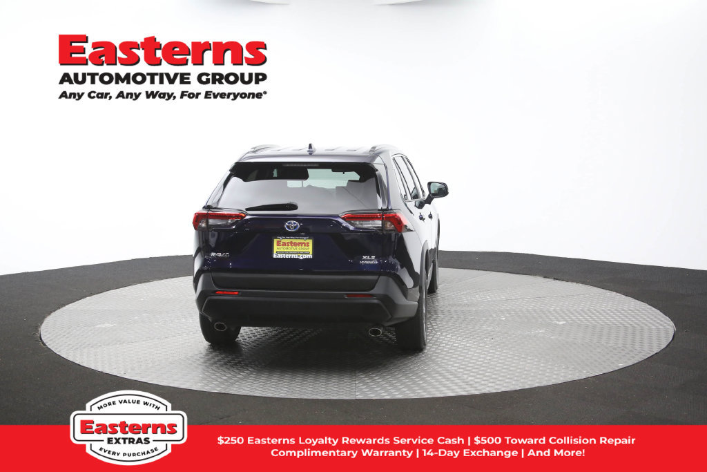 Used 2024 Toyota RAV4 XLE w/ Weather Package AWD/4WD image 38