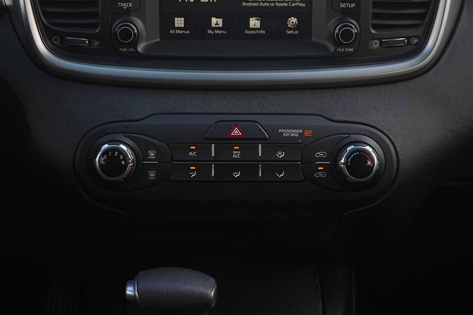 Used 2019 Kia Sorento L image 20