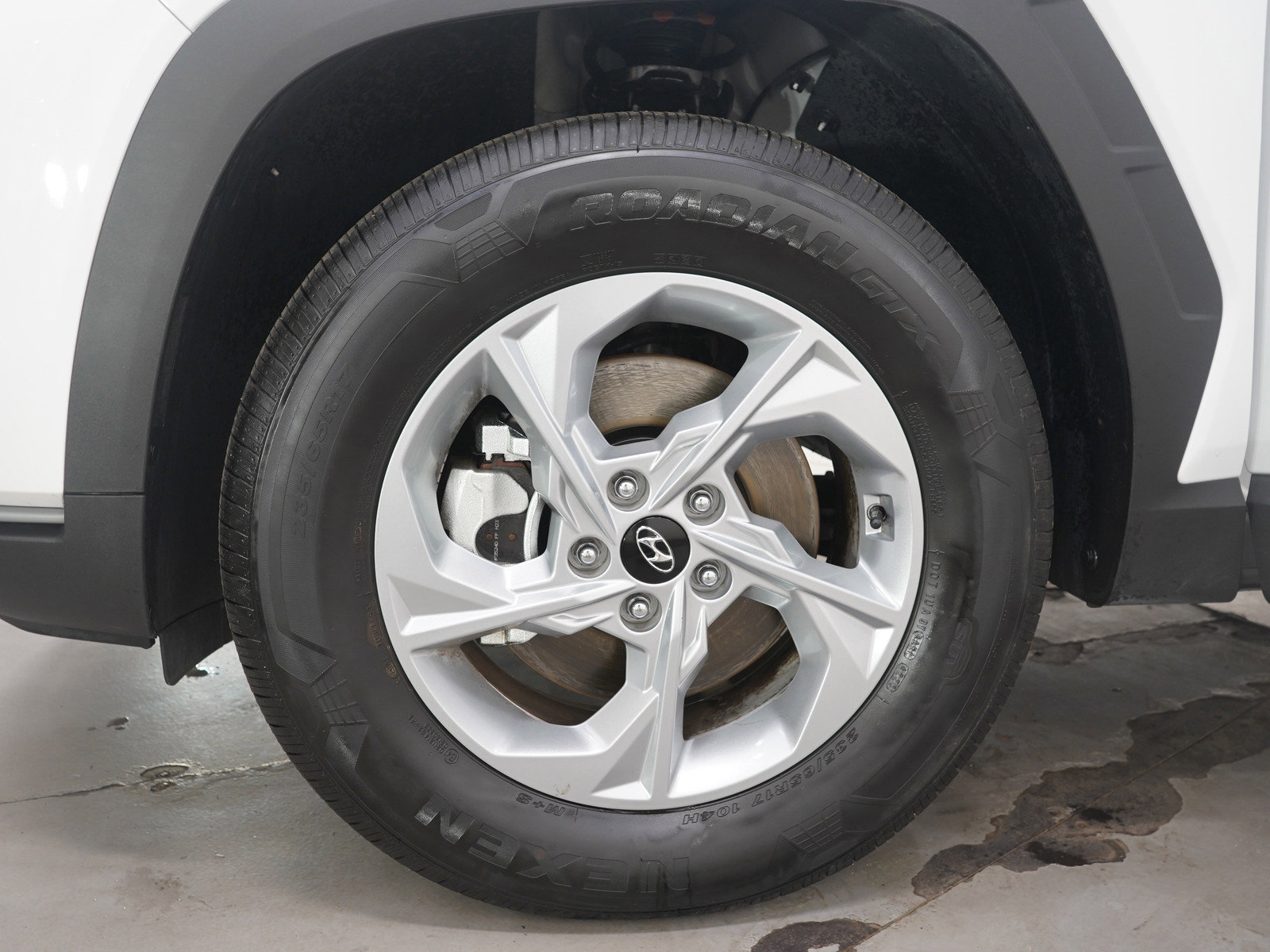 Used 2024 Hyundai Tucson SE AWD/4WD image 29