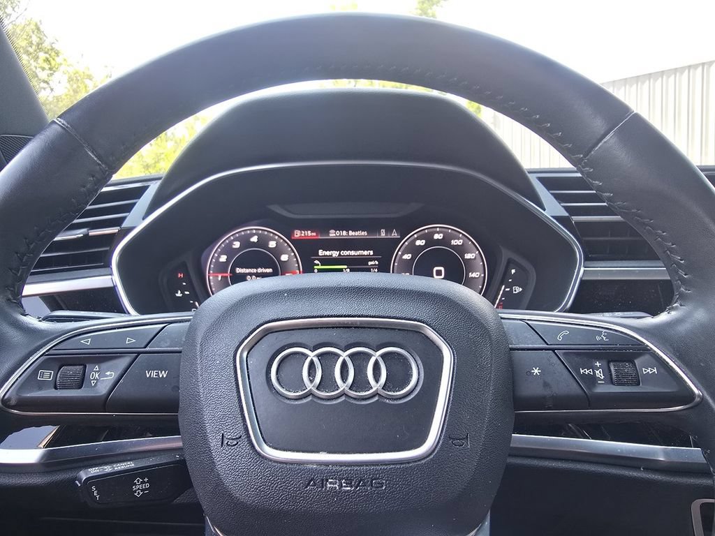 Used 2020 Audi Q3 2.0T Premium Plus w/ Premium Plus Package AWD/4WD image 27