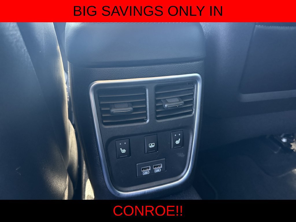 Used 2022 Chrysler 300 Touring L w/ Popular Equipment Group RWD image 25