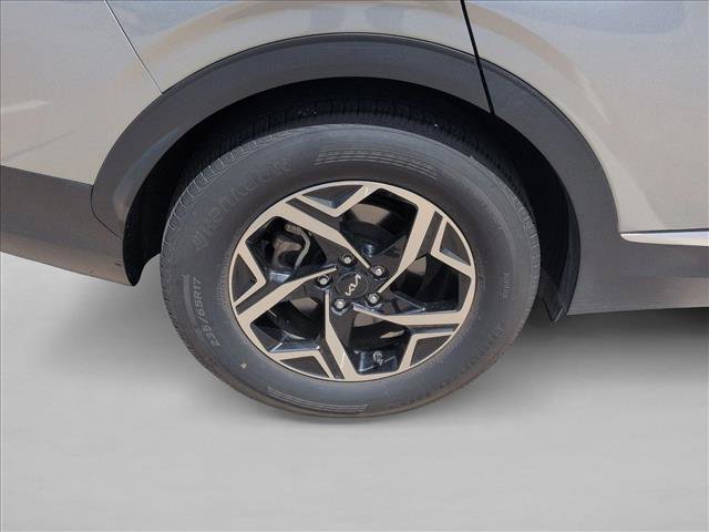 Used 2023 Kia Sportage LX FWD image 21