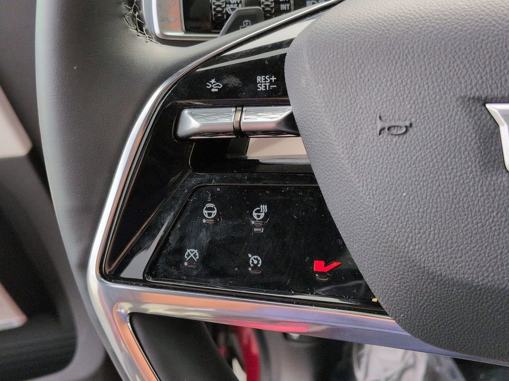 Certified 2026 Cadillac Vistiq Sport image 12