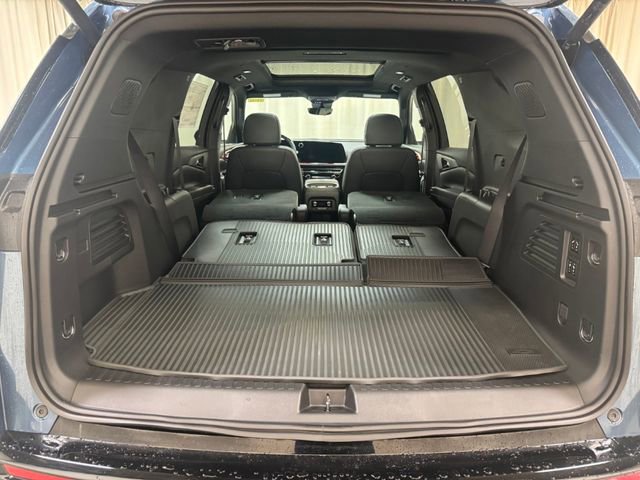 New 2026 Chevrolet Traverse RS w/ LPO, Floor Liner Package image 36