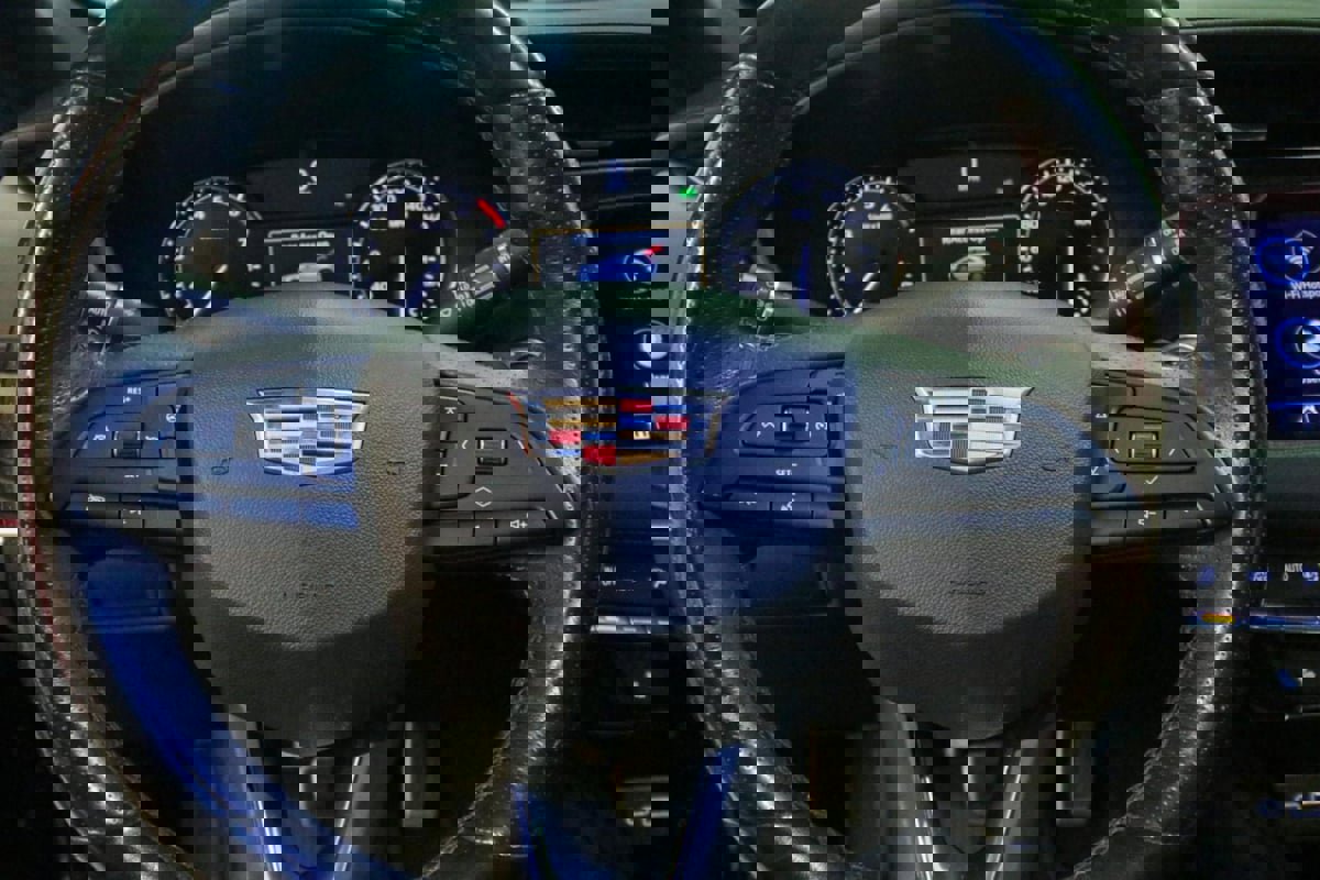 Used 2019 Cadillac XT4 Sport image 16