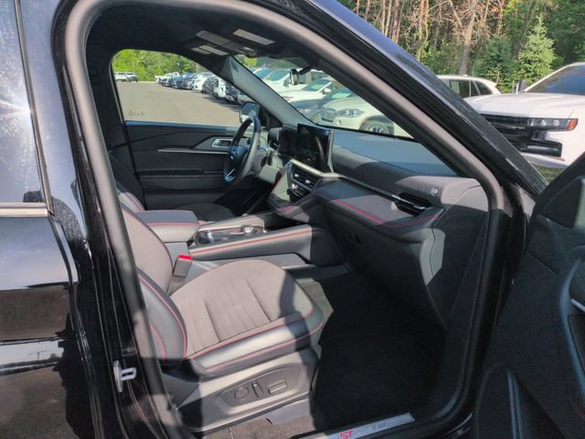 Certified 2025 Ford Explorer ST-Line AWD/4WD image 15