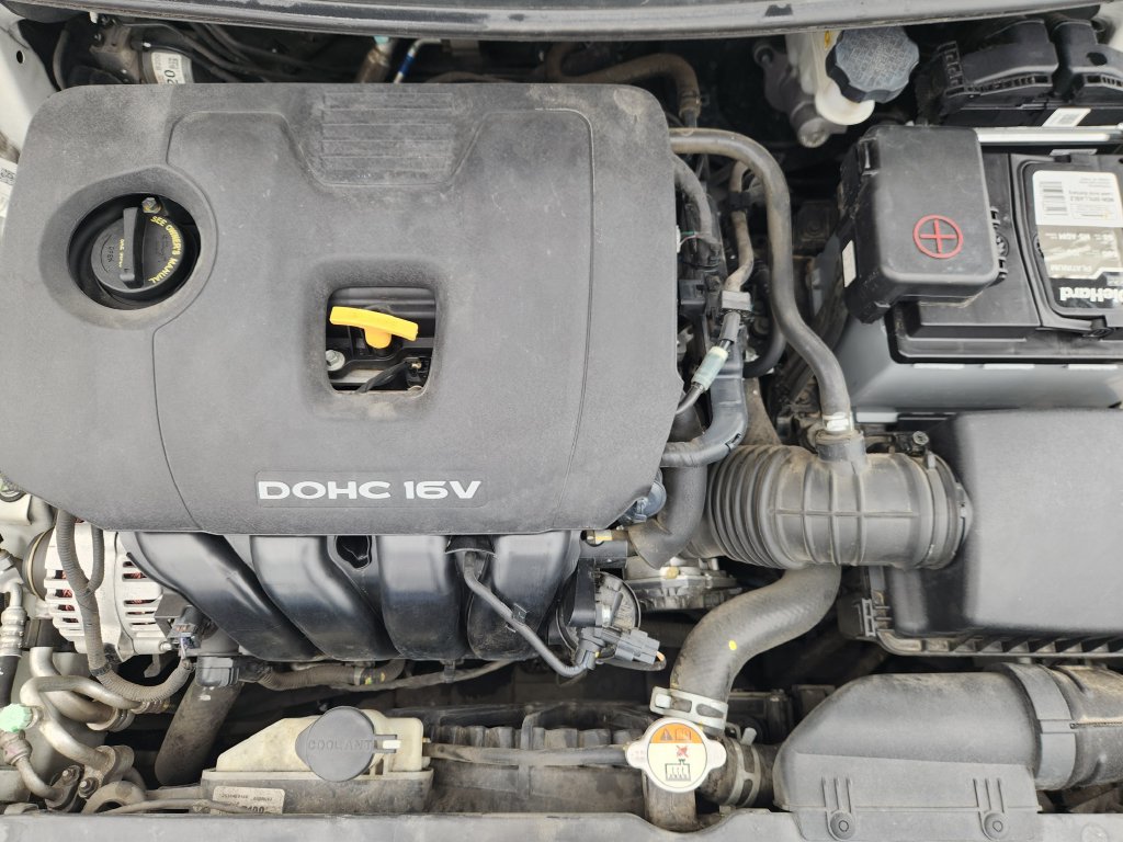 Used 2017 Kia Forte LX FWD image 21