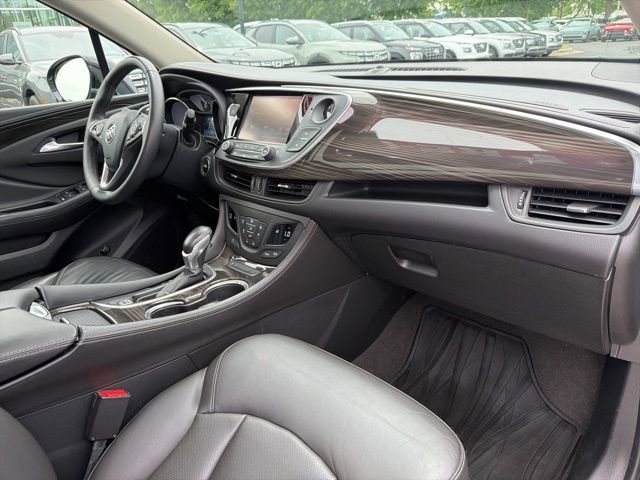 Used 2020 Buick Envision Essence FWD image 33