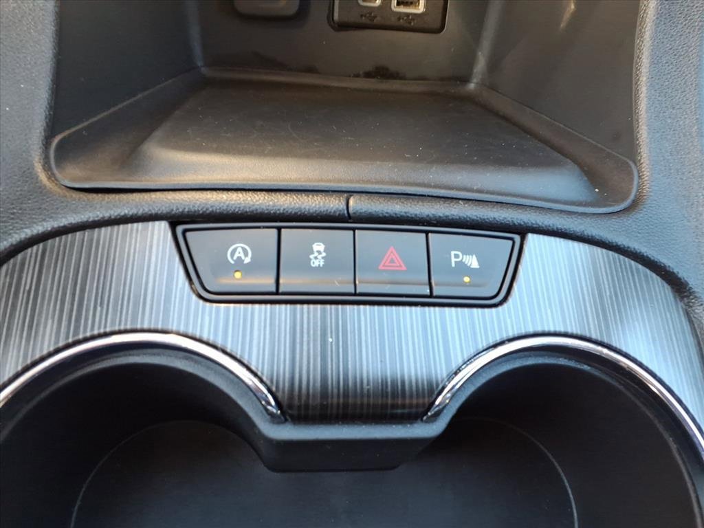 Used 2023 GMC Acadia SLT image 19