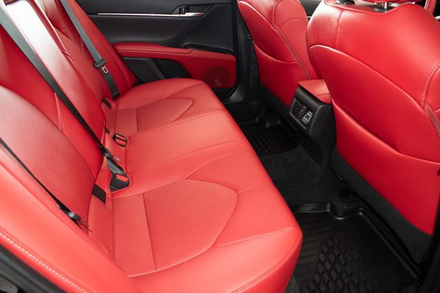 Used 2019 Toyota Camry XSE FWD image 12