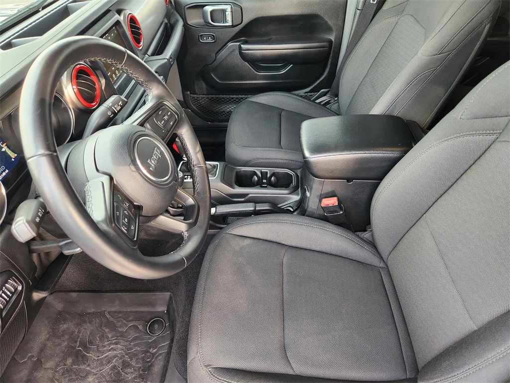 Used 2021 Jeep Gladiator Sport image 14
