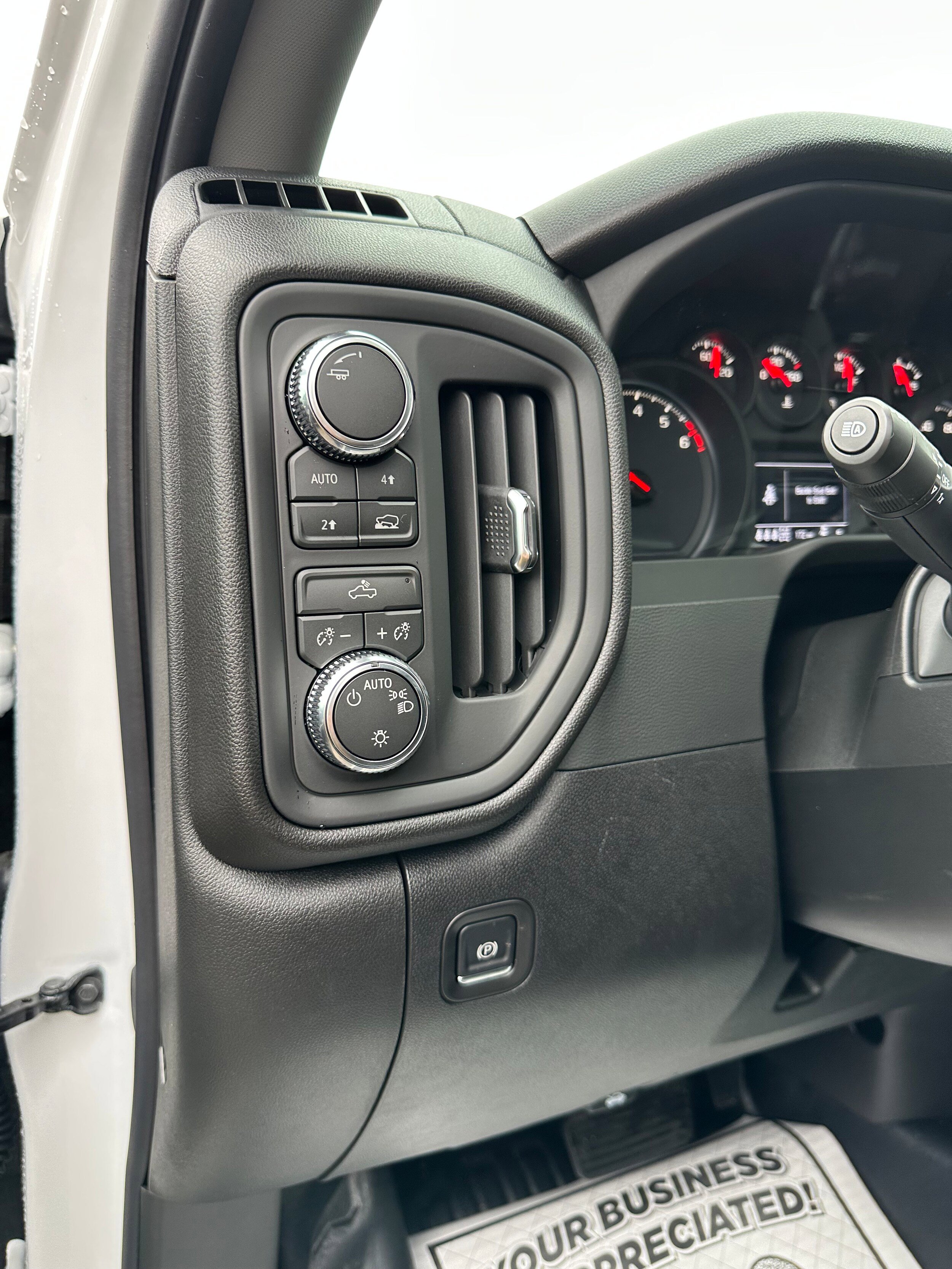 New 2026 GMC Sierra 1500 Pro w/ Pro Value Package AWD/4WD image 14