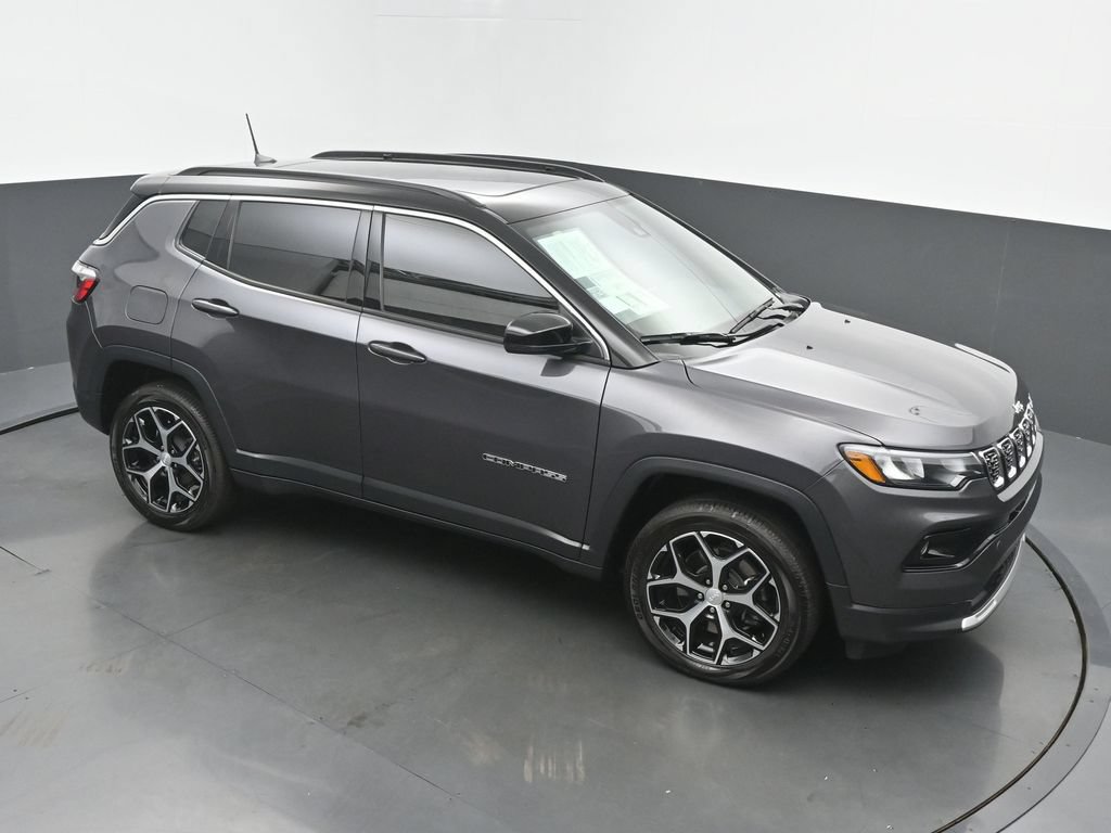 Used 2024 Jeep Compass Limited w/ Sun and Sound Group AWD/4WD image 47
