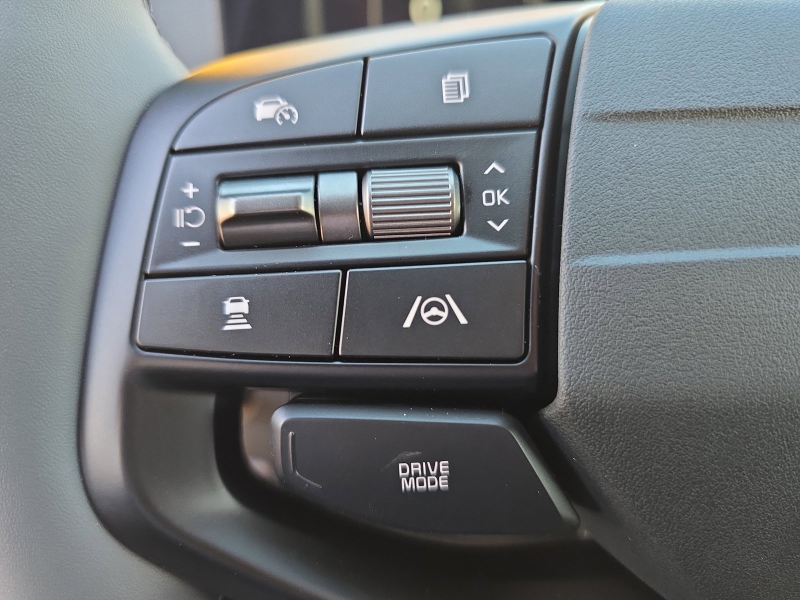 New 2025 Kia EV6 Wind image 18