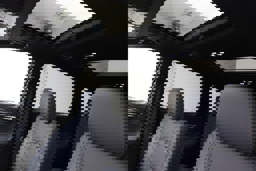 Used 2022 Buick Enclave Essence w/ Experience Buick Package image 17